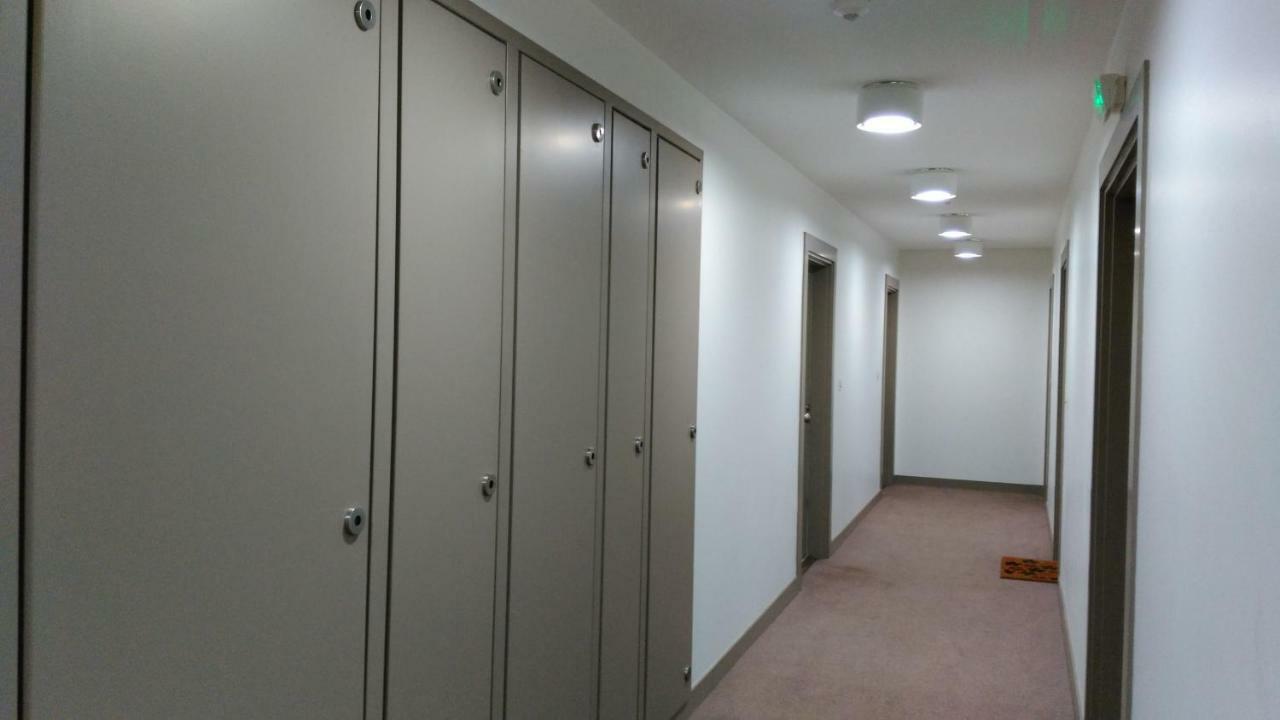 Appartement F3 Avec Parking Privee Сен-Приест Екстериор снимка